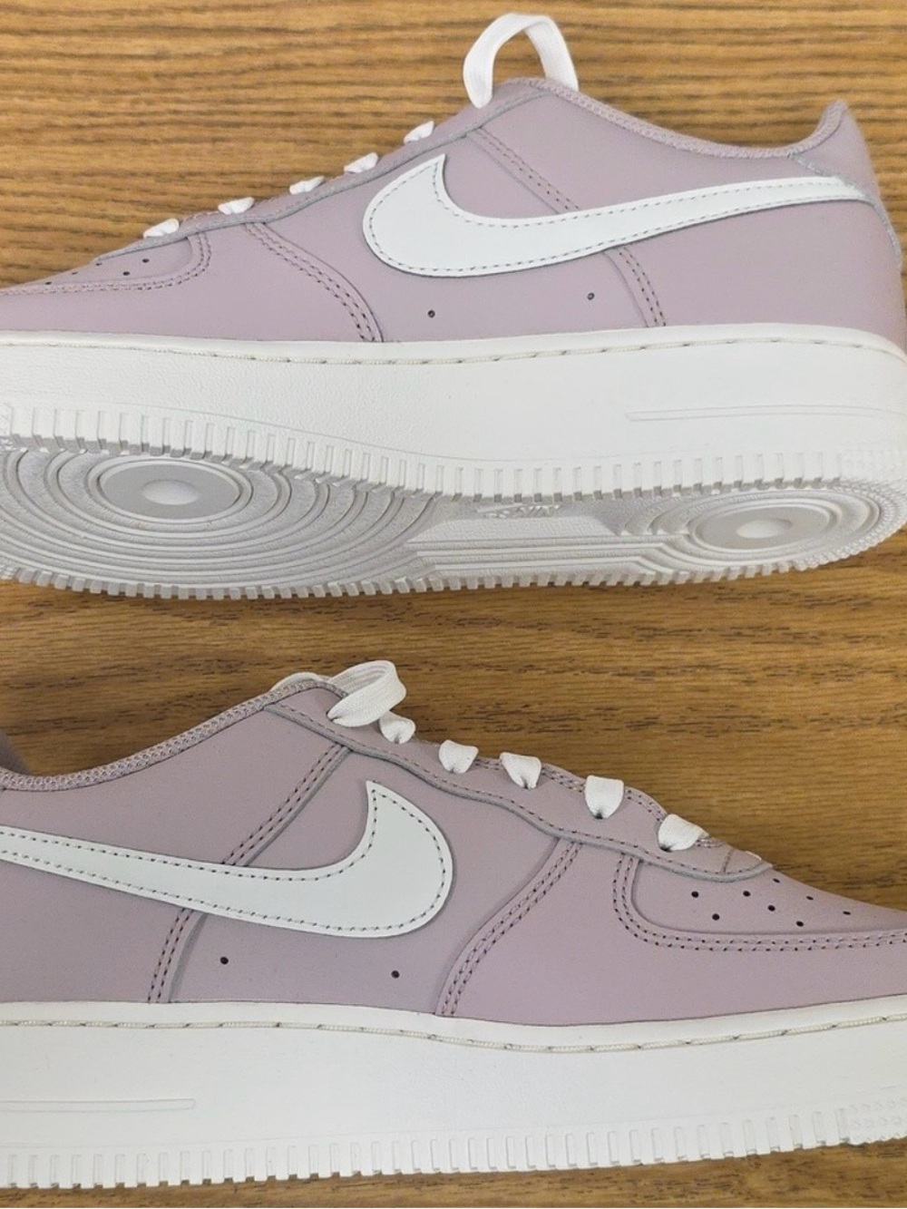 Nike Women’s Lavender Low-Top Platform Sneakers with White Swoosh